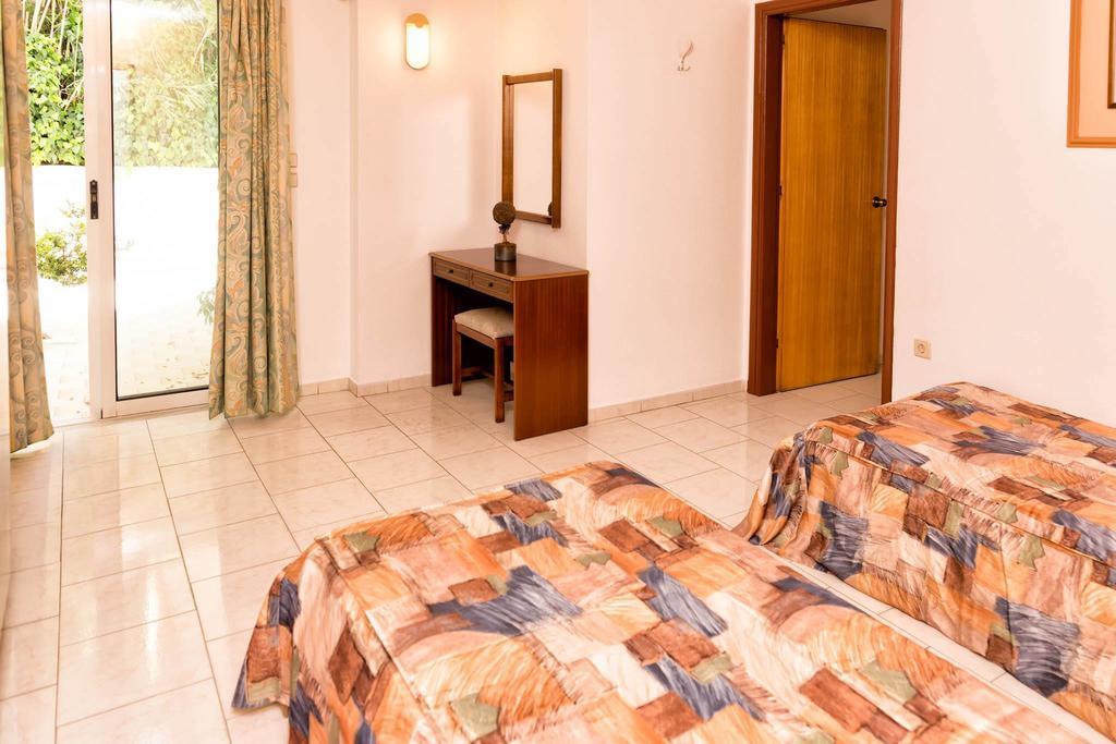 Aphrodite Apartments Kallithéa Rum bild